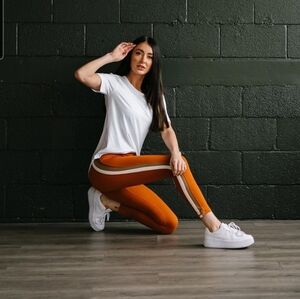 Zyia Joplin Light N‎ Tight Hi Rise Leggings, Burnt Orange/ Striped, Women's 4